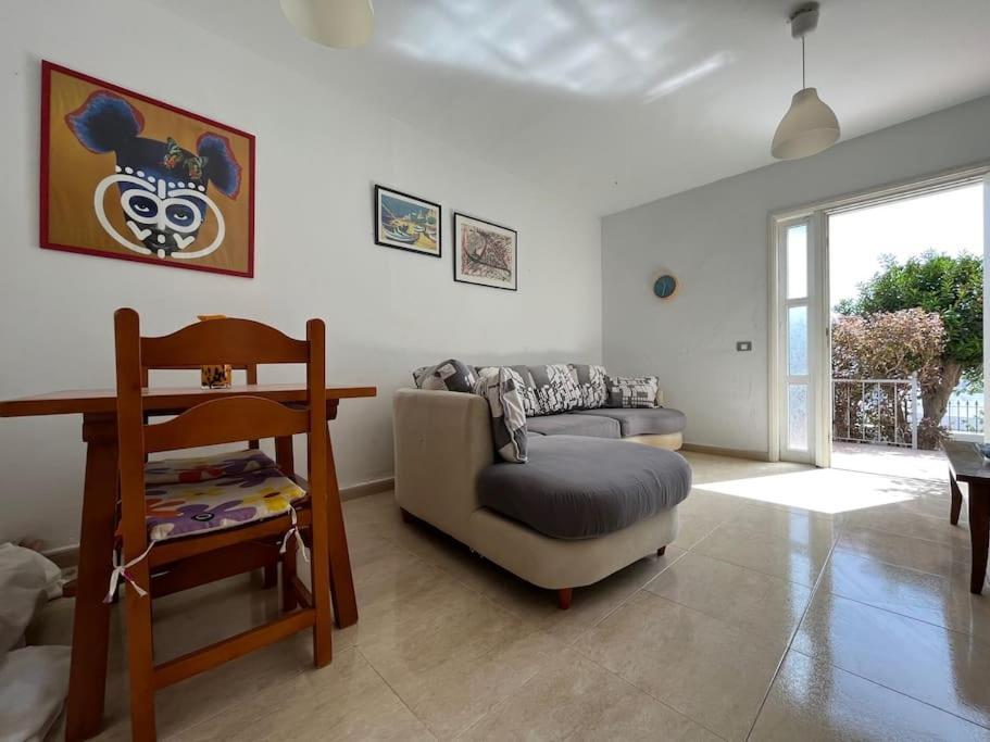 Playa Chica Apt With Terrace 100 M From The Sea Puerto del Carmen  Luaran gambar