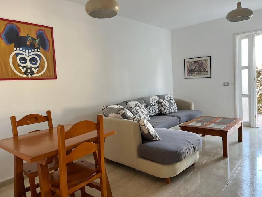 Playa Chica Apt With Terrace 100 M From The Sea Puerto del Carmen  Luaran gambar