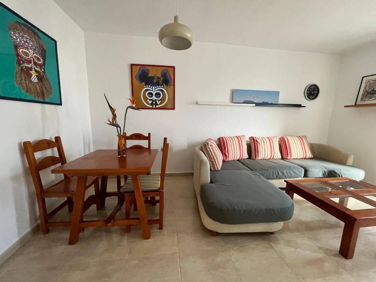 Playa Chica Apt With Terrace 100 M From The Sea Puerto del Carmen  Luaran gambar
