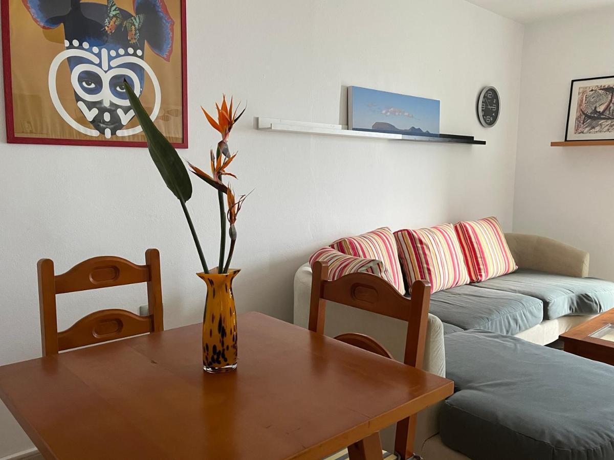Playa Chica Apt With Terrace 100 M From The Sea Puerto del Carmen  Luaran gambar