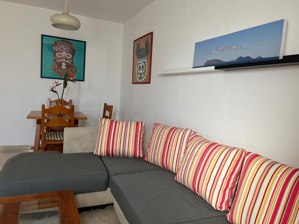 Playa Chica Apt With Terrace 100 M From The Sea Puerto del Carmen  Luaran gambar